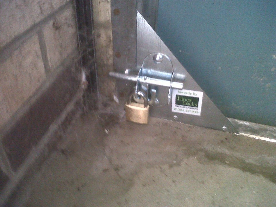 Garage door security in Boston, Lincoln, Skegness, Wrangle, Kirton, Leverton, Horncastle